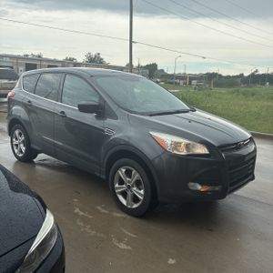FORD ESCAPE SE - 10