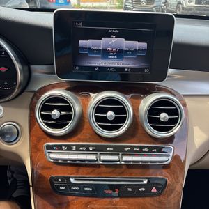 2018 Mercedes-BENZ GLC thumbnail 36