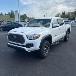 TOYOTA TACOMA - 1