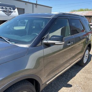 FORD EXPLORER XLT - 2