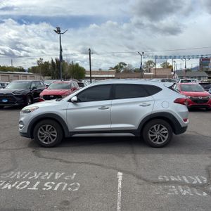 HYUNDAI TUCSON SEL - 3