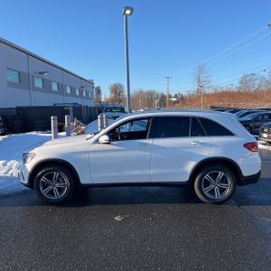 MERCEDES-BENZ GLC - 3