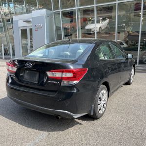 SUBARU IMPREZA 2.0I - 8