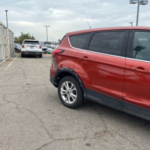 2019 FORD ESCAPE SE thumbnail 11