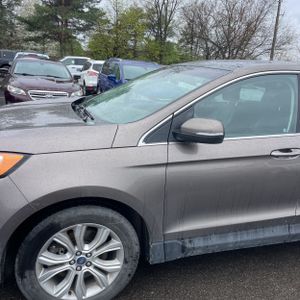 FORD EDGE TITANIUM - 2