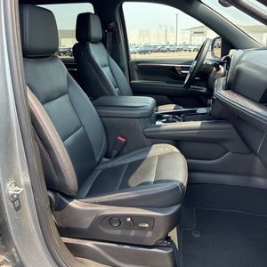 2025 Chevrolet TAHOE Z71 — миниатюра 33