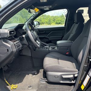 2025 Toyota 4RUNNER SR5 — миниатюра 31