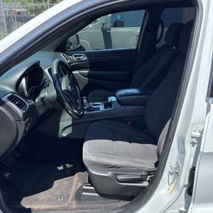 صورة مصغرة 31 لـ 2018 JEEP GRAND CHEROKEE LAREDO