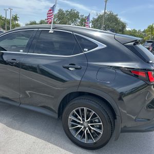 2022 Lexus NX 350 PREMIUM — фото 6