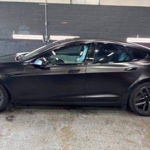 TESLA MODEL S PLAID - 4