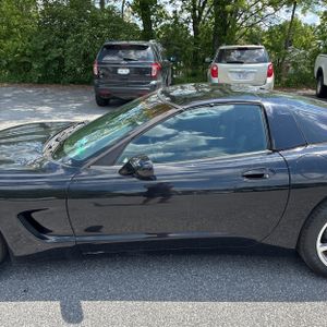 CHEVROLET CORVETTE - 4