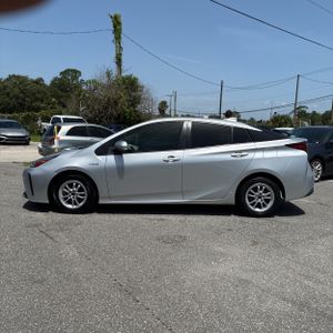 2021 Toyota PRIUS LE — фото 3