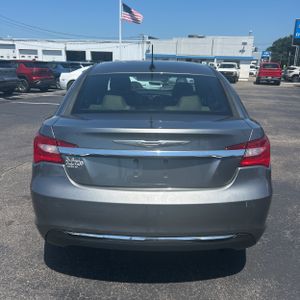 2012 Chrysler 200 LX 照片 7