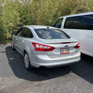 FORD FOCUS SE - 4