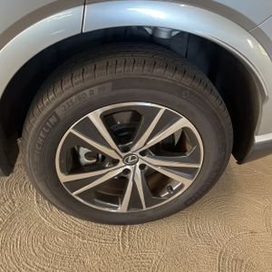 2023 Lexus RX 350 PREMIUM thumbnail 18