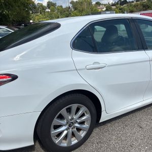 2018 Toyota CAMRY LE — фото 9