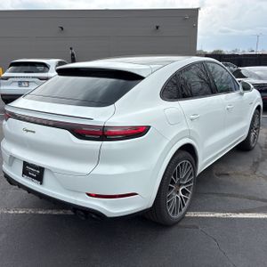 PORSCHE CAYENNE E-HYBRID COUPE PLATINUM EDITION - 8