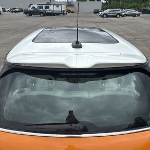 2014 MINI HARDTOP COOPER S — миниатюра 16