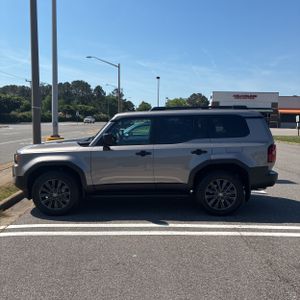 TOYOTA LAND CRUISER - 3