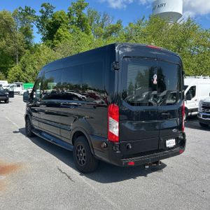 FORD TRANSIT 250 - 5