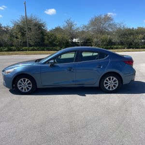 MAZDA MAZDA3 SPORT - 3