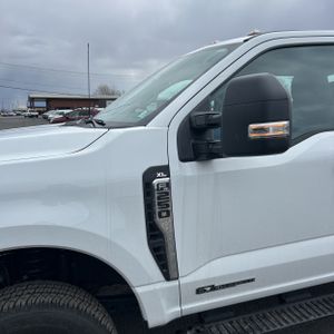 Ford F-250 Super Duty XL - 2