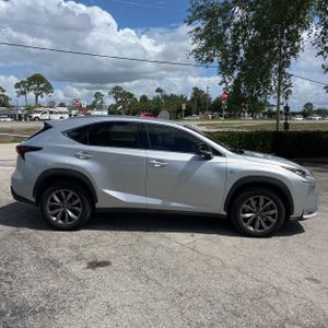 LEXUS NX 200T F SPORT - 10