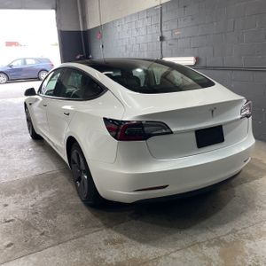 TESLA MODEL 3 BASE - 5