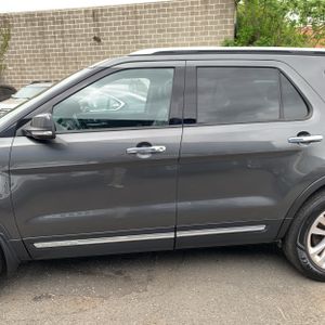 FORD EXPLORER LIMITED - 4