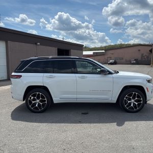 JEEP GRAND CHEROKEE 4XE SUMMIT RESERVE 4X4 - 6