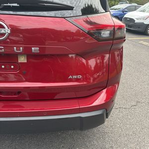 صورة مصغرة 23 لـ 2025 Nissan ROGUE SV