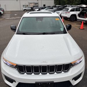 صورة 15 لـ 2023 JEEP GRAND CHEROKEE LAREDO X