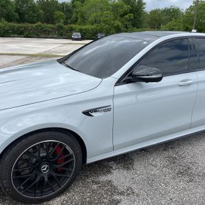 MERCEDES-BENZ E-CLASS AMG - 2