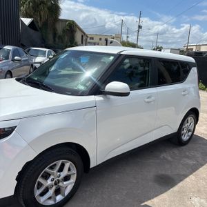 KIA SOUL LX - 2