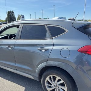HYUNDAI TUCSON SE - 6