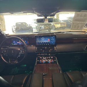 صورة مصغرة 36 لـ 2023 Lincoln NAVIGATOR L RESERVE