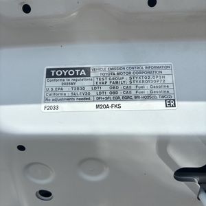 2025 Toyota COROLLA CROSS L — миниатюра 47