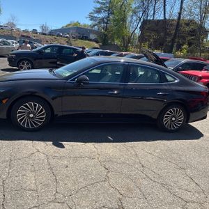 HYUNDAI SONATA HYBRID SEL - 3