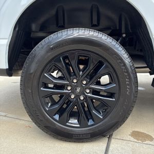 صورة مصغرة 19 لـ 2025 FORD F-150 XLT