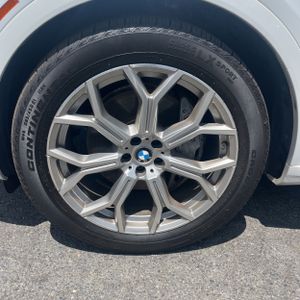 2024 BMW X7 XDRIVE40I 缩略图 17