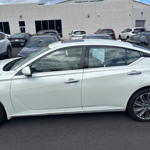 صورة 4 لـ 2023 Nissan ALTIMA 2.5 SL