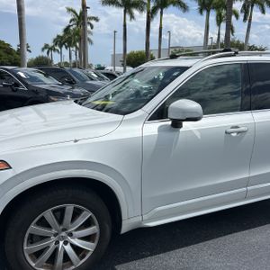 2016 Volvo XC90 T6 MOMENTUM — фото 2