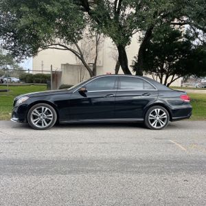 MERCEDES-BENZ E-CLASS - 3