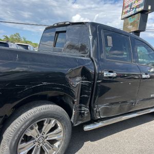 Nissan Titan SV - 9
