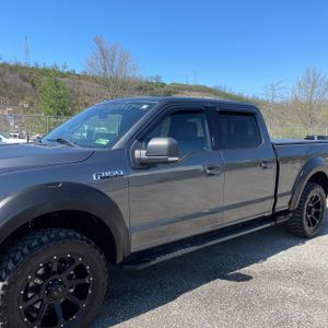 FORD F-150 XLT - 2