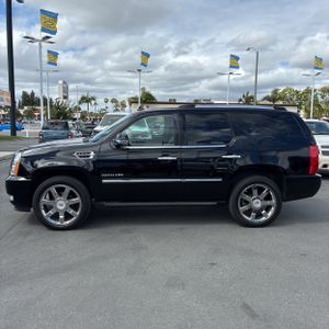 CADILLAC ESCALADE PREMIUM - 3