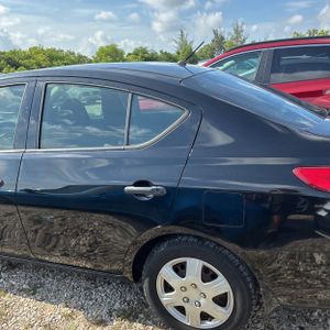 صورة 5 لـ 2016 Nissan VERSA S
