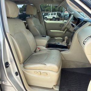 2014 Infiniti QX80 BASE — миниатюра 32