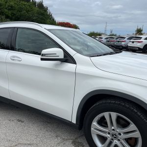 2019 Mercedes-BENZ GLA 缩略图 13