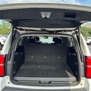 2020 Chevrolet SUBURBAN LT photo 41